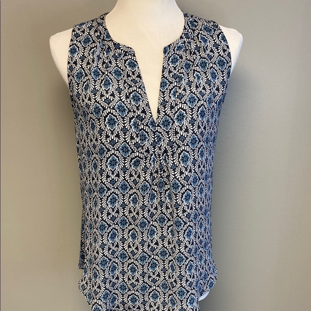 LOFT Blue Graphic Sleeveless Blouse with Mandarin Collar